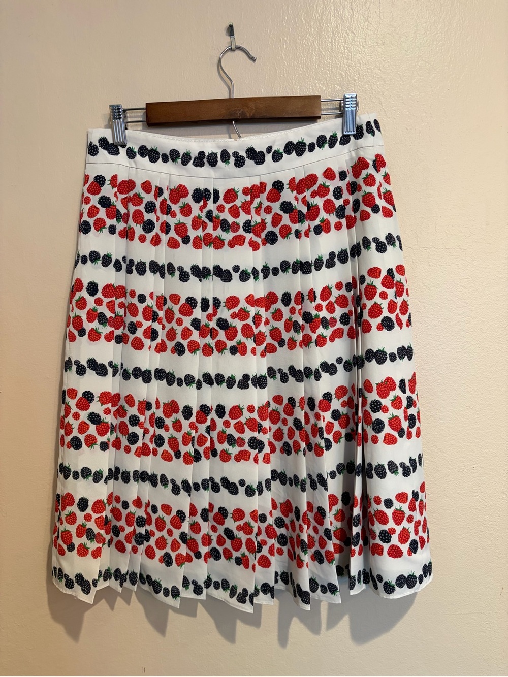 J. Crew Berry Blast Pleated Skirt, Summer Vibes and Teacher Fits, size 8